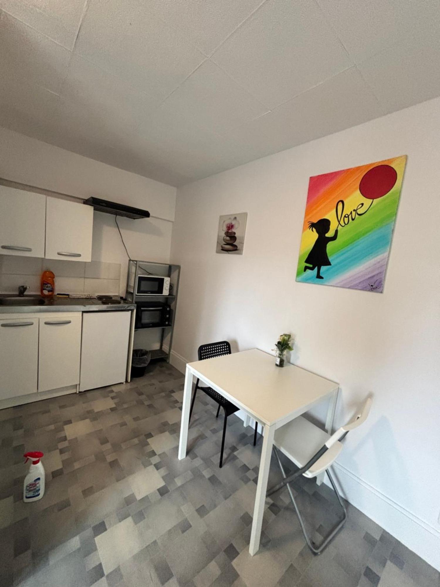 Le Gite "Detroit Studette" Besancon Confort Et Simplicite Dış mekan fotoğraf